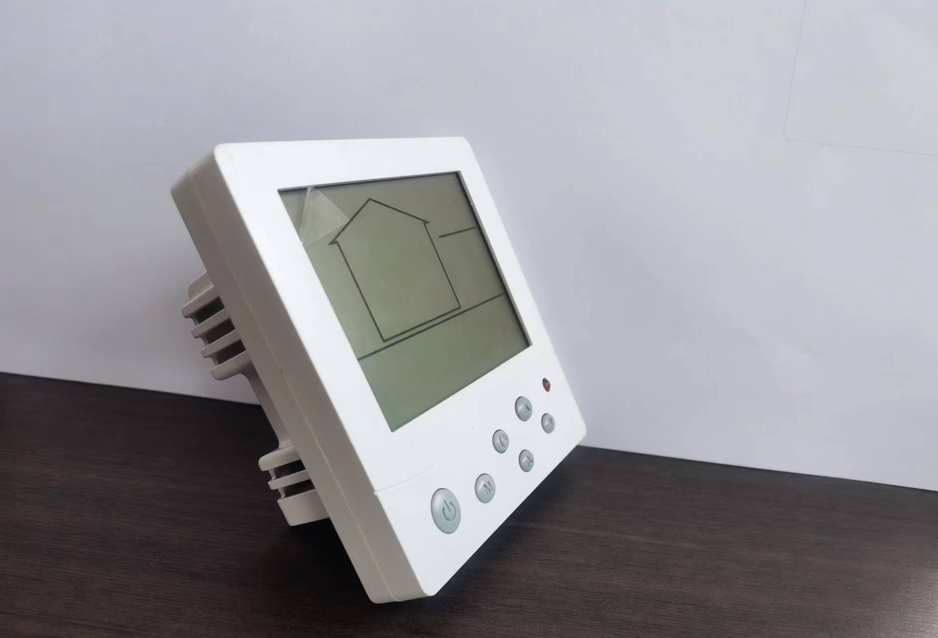 農業溫室中的智能溫控器應用及其效益提升策略